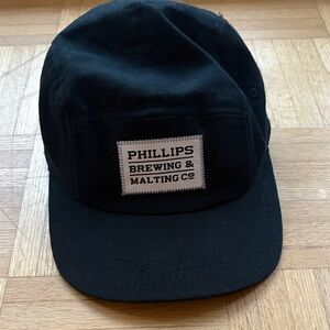 Phillips Brewing & Malting Co 5 panel Black Cap
